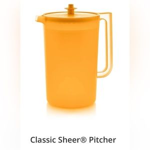 Tupperware Classic Sheer Pitcher